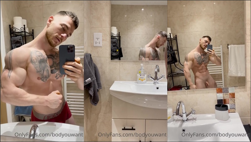 thumbnail for Bodyouwant shows off in the bathroom mirror