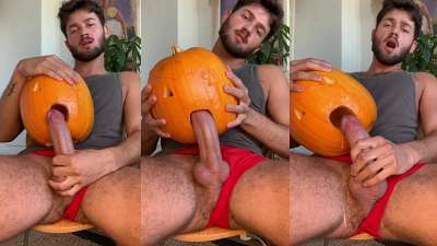 JustTheGays thumbnail for BonjourAxxel fucks a pumpkin