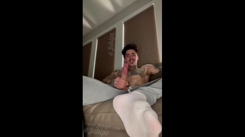 thumbnail for Stroking my big cock while talking dirty and cumming over myself – Jake Andrich (Jakipz)