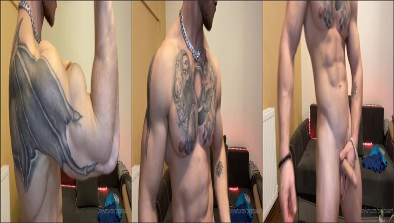 thumbnail for Bodyouwant flexes naked