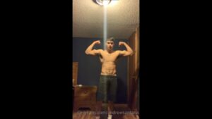 JustTheGays thumbnail for Degrading you and showing off my body – Andrew Santana