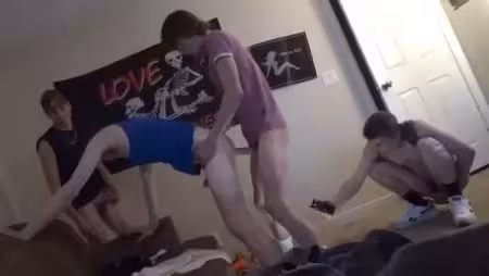 onlytwinks thumbnail for Drake Von, Spikey Dee – Ass 2 Cash – FratX
